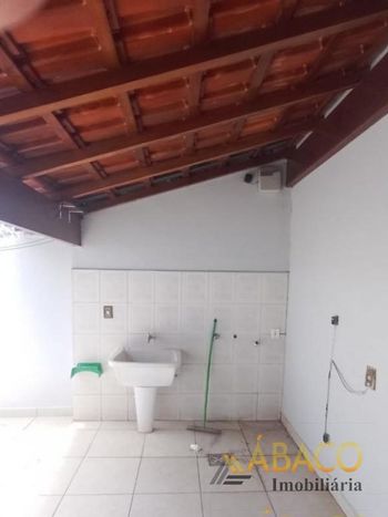 Foto 19 do(a) Casa de 3 quartos à venda em Jardim Bandeirantes, São Carlos