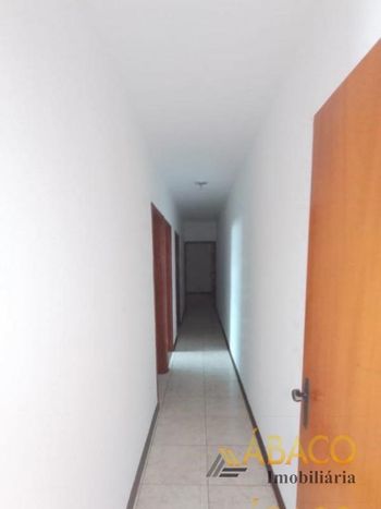 Foto 5 do(a) Casa de 3 quartos à venda em Jardim Bandeirantes, São Carlos
