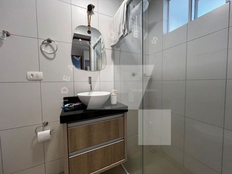 Foto 7 do(a) Apartamento de 1 quartos à venda em Vila Esperança, Maringá