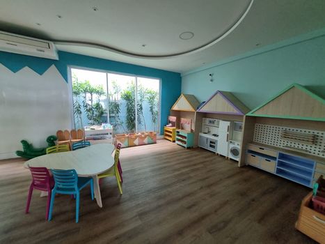 Foto 9 do(a) Apartamento de 5 quartos à venda em Pina, Recife