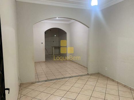 Foto 4 do(a) Casa de 2 quartos para alugar em Parque dos Flamboyans, Ribeirão Preto