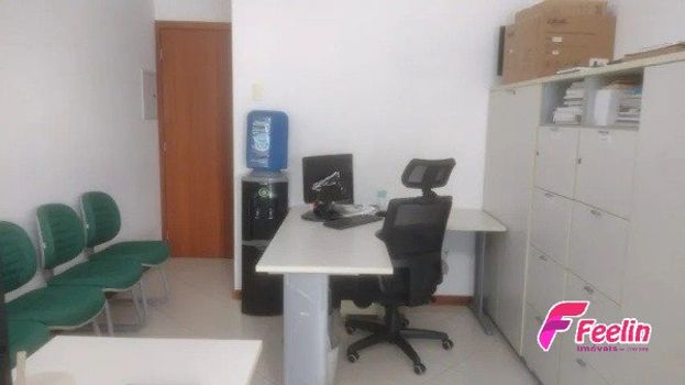 Foto 2 do(a) Sala / Conjunto Comercial false à venda em Carvoeira, Florianópolis