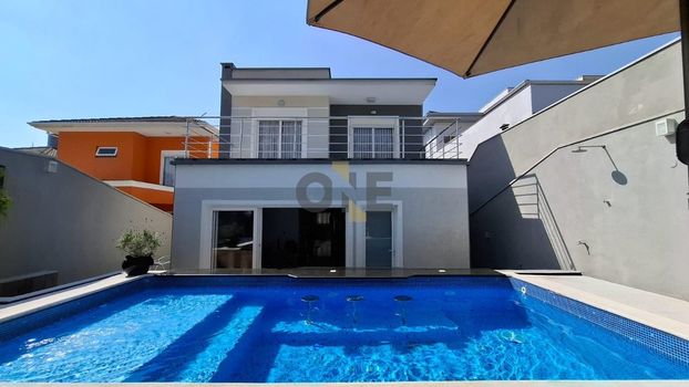 Foto 2 do(a) Casa em Condomínio de 5 quartos para alugar em Jardim Torino, Cotia