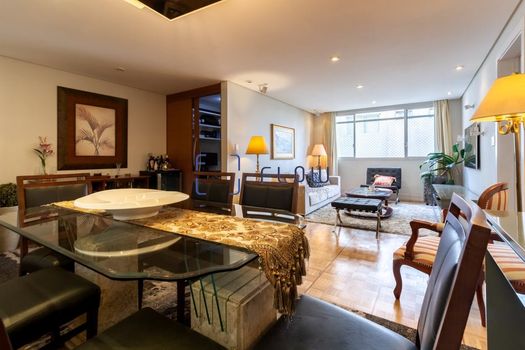 Foto 3 do(a) Apartamento de 3 quartos à venda em Consolação, São Paulo