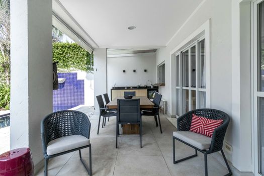 Foto 4 do(a) Casa em Condomínio de 3 quartos à venda em Jardim Morumbi, São Paulo