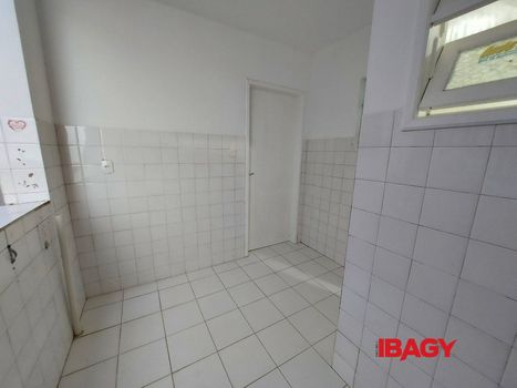 Foto 17 do(a) Apartamento de 2 quartos para alugar em Estreito, Florianópolis