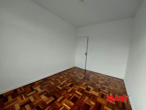 Foto 10 do(a) Apartamento de 2 quartos para alugar em Estreito, Florianópolis
