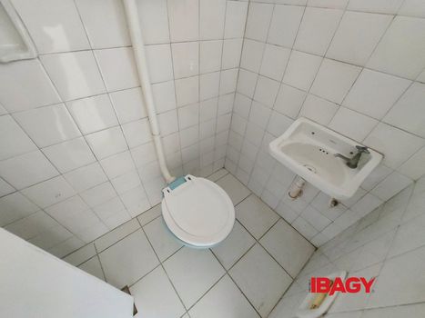 Foto 16 do(a) Apartamento de 2 quartos para alugar em Estreito, Florianópolis