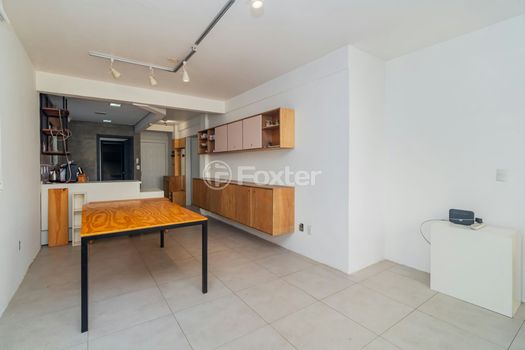 Foto 4 do(a) Apartamento de 2 quartos à venda em Rio Branco, Porto Alegre