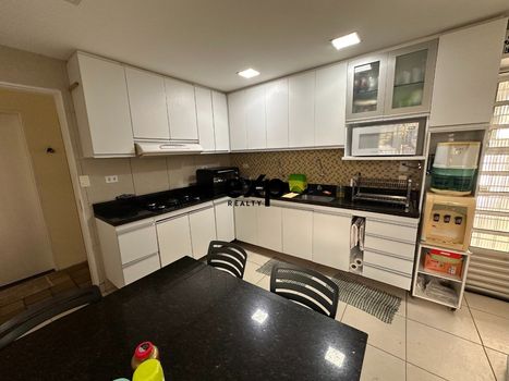 Foto 19 do(a) Casa de 3 quartos à venda em Hipódromo, Recife