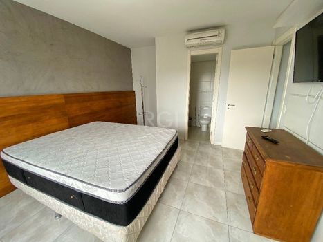 Foto 22 do(a) Flat de 1 quartos à venda em Jardim Europa, Porto Alegre