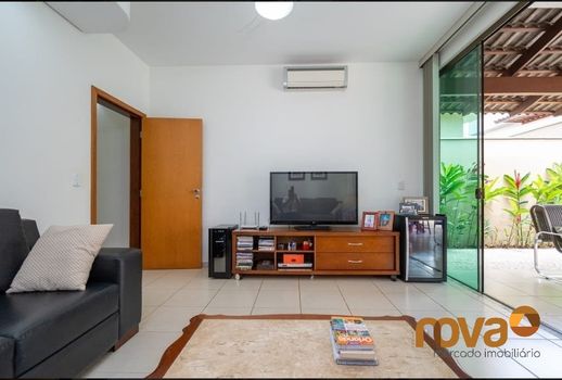 Foto 22 do(a) Casa em Condomínio de 4 quartos à venda em Jardins Atenas, Goiânia