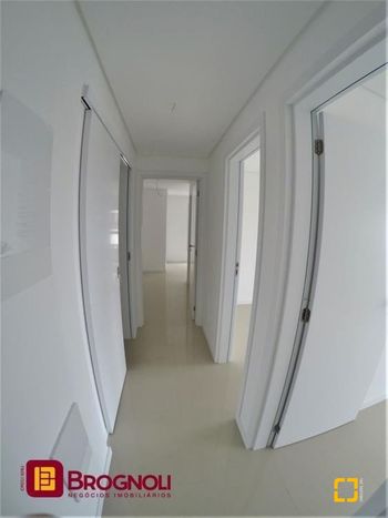 Foto 10 do(a) Apartamento de 3 quartos à venda em Balneário, Florianópolis