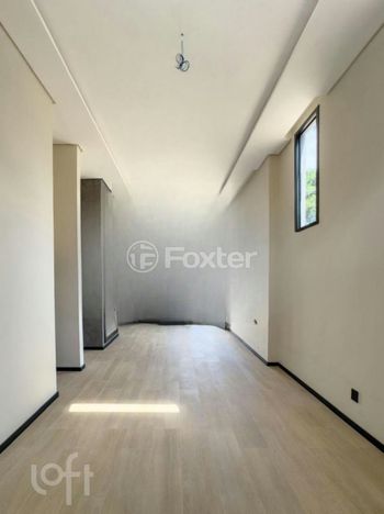 Foto 3 do(a) Casa de 3 quartos à venda em Hípica, Porto Alegre
