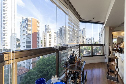 Foto 34 do(a) Apartamento de 3 quartos à venda em Moema, São Paulo