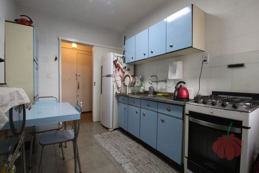 Foto 11 do(a) Apartamento de 2 quartos à venda em Centro Histórico, Porto Alegre