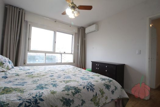 Foto 22 do(a) Apartamento de 2 quartos à venda em Centro Histórico, Porto Alegre