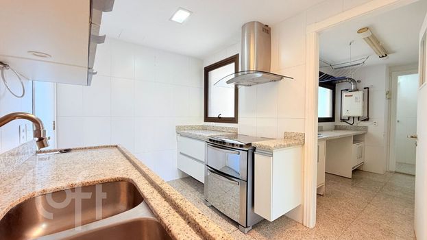 Foto 9 do(a) Apartamento de 3 quartos à venda em Moinhos de Vento, Porto Alegre