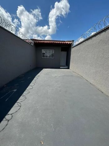 Foto 2 do(a) Casa de 2 quartos à venda em Residencial Itaipu, Goiânia