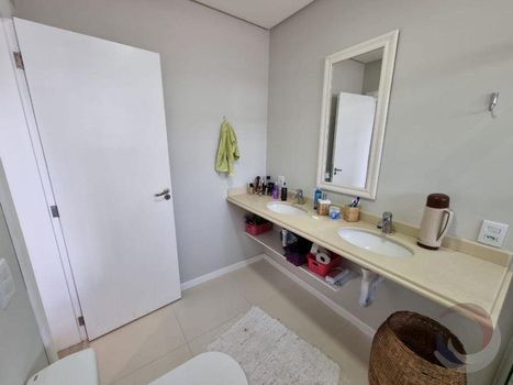 Foto 16 do(a) Casa em Condomínio de 4 quartos à venda em Campeche, Florianópolis