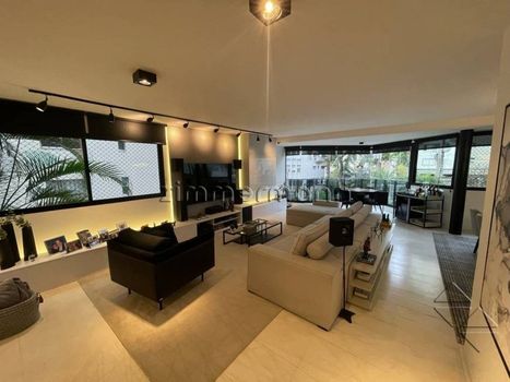 Foto 1 do(a) Apartamento de 4 quartos à venda em Aclimação, São Paulo