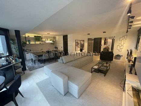 Foto 2 do(a) Apartamento de 4 quartos à venda em Aclimação, São Paulo