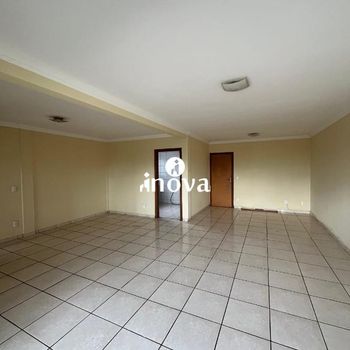 Foto 2 do(a) Apartamento de 3 quartos à venda em Santa Maria, Uberaba