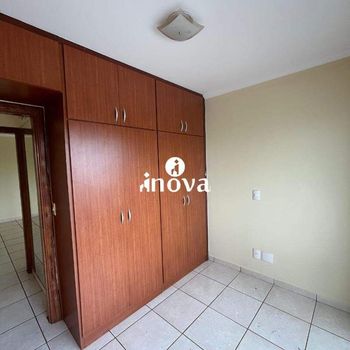 Foto 7 do(a) Apartamento de 3 quartos à venda em Santa Maria, Uberaba