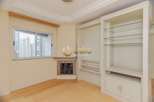 Foto 40 do(a) Apartamento de 4 quartos à venda em Água Verde, Curitiba