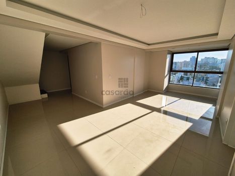 Foto 2 do(a) Cobertura de 4 quartos à venda em Nossa Senhora Medianeira, Santa Maria
