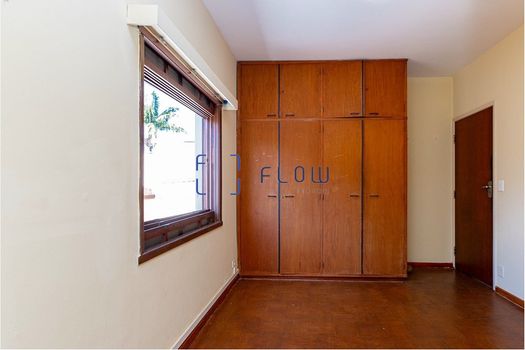 Foto 24 do(a) Casa de 5 quartos à venda em Jardim Prudência, São Paulo