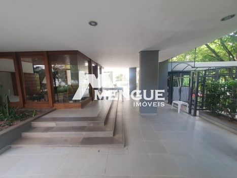 Foto 4 do(a) Apartamento de 3 quartos à venda em Passo da Areia, Porto Alegre