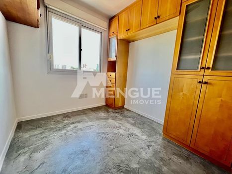 Foto 31 do(a) Apartamento de 3 quartos à venda em Passo da Areia, Porto Alegre
