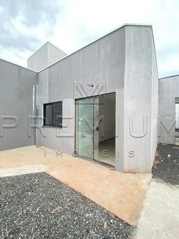 Foto 1 do(a) Casa de 2 quartos à venda em Jardim das Palmeiras, Uberlândia