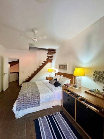 Foto 18 do(a) Casa em Condomínio de 4 quartos à venda em Badu, Niterói