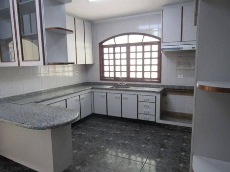 Foto 12 do(a) Apartamento de 4 quartos à venda em Jardim Bom Clima, Guarulhos
