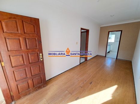 Foto 4 do(a) Casa de 2 quartos à venda em Santa Amélia, Belo Horizonte