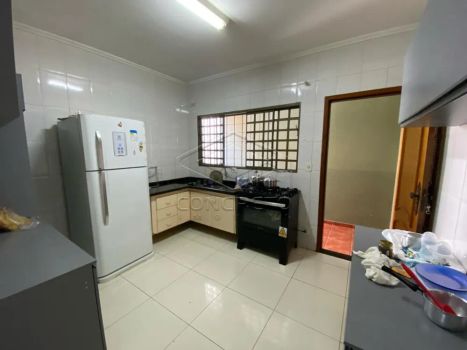 Foto 1 do(a) Casa de 3 quartos à venda em Jardim América, Jaú
