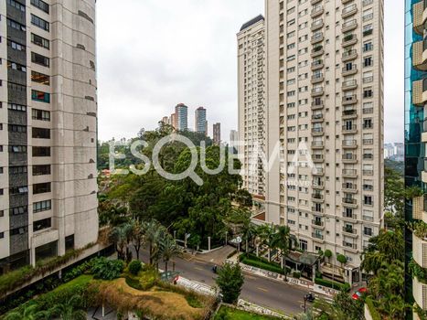 Foto 15 do(a) Apartamento de 4 quartos à venda em Paraíso do Morumbi, São Paulo