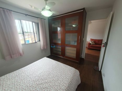 Foto 7 do(a) Casa de 3 quartos à venda em Jardim Oriental, São Paulo