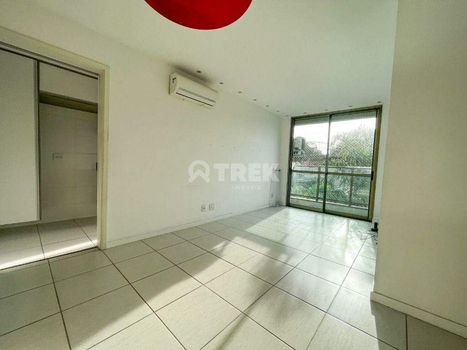 Foto 2 do(a) Apartamento de 2 quartos à venda em Badu, Niterói