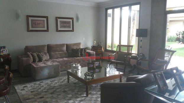 Foto 9 do(a) Casa de 4 quartos à venda em Condomínio Débora Cristina, São José do Rio Preto