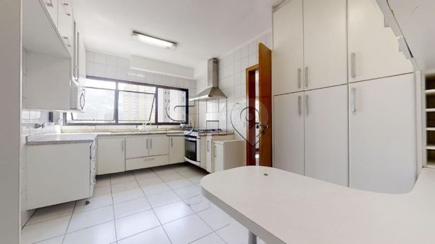 Foto 6 do(a) Apartamento de 4 quartos à venda em Vila Andrade, São Paulo