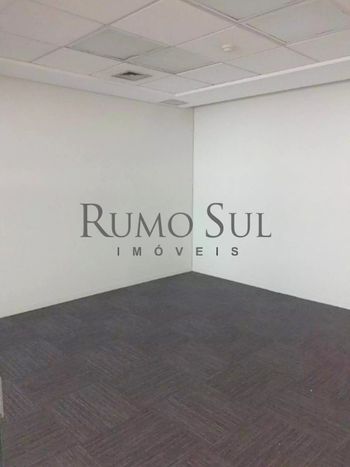 Foto 14 do(a) Sala / Conjunto Comercial false à venda em Jardim São Luís, São Paulo