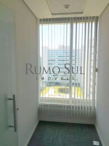 Foto 36 do(a) Sala / Conjunto Comercial false à venda em Jardim São Luís, São Paulo