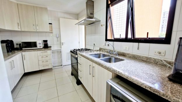 Foto 30 do(a) Apartamento de 3 quartos à venda em Jardim Fonte do Morumbi, São Paulo