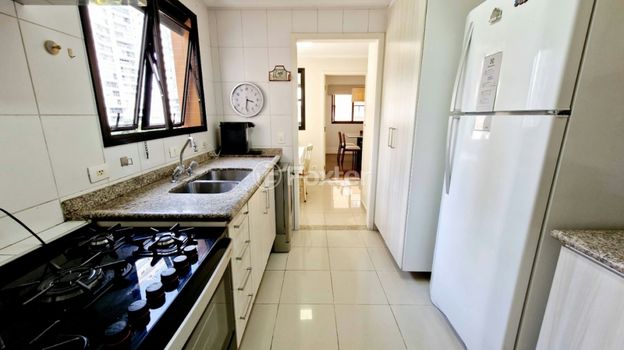Foto 32 do(a) Apartamento de 3 quartos à venda em Jardim Fonte do Morumbi, São Paulo