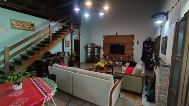 Foto 4 do(a) Fazenda / Sítio / Chácara de 3 quartos à venda em Recanto Santa Andréa, Cambé