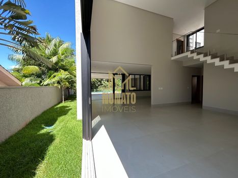 Foto 5 do(a) Casa em Condomínio de 4 quartos à venda em Residencial Alphaville Flamboyant, Goiânia