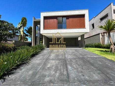 Foto 2 do(a) Casa em Condomínio de 4 quartos à venda em Residencial Alphaville Flamboyant, Goiânia